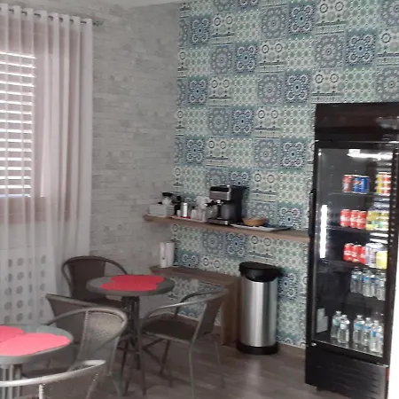 Citadel Hotel 2*